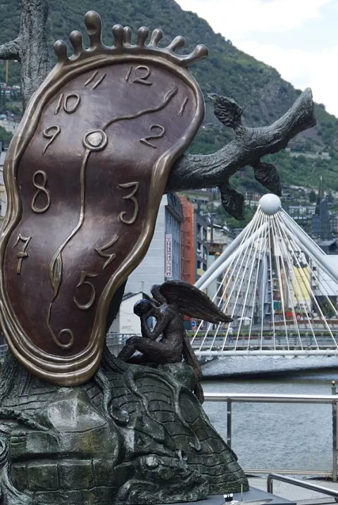 Andorra-clock-2711267